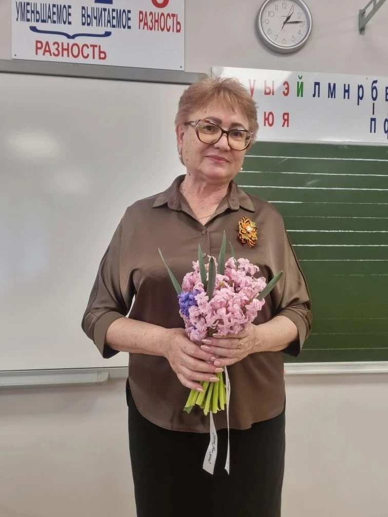 Валешняя Ольга Егоровна.